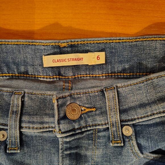 Levi’s Classic Straight – Size 28x30 – Soft Stretch Denim - Picture 4 of 9